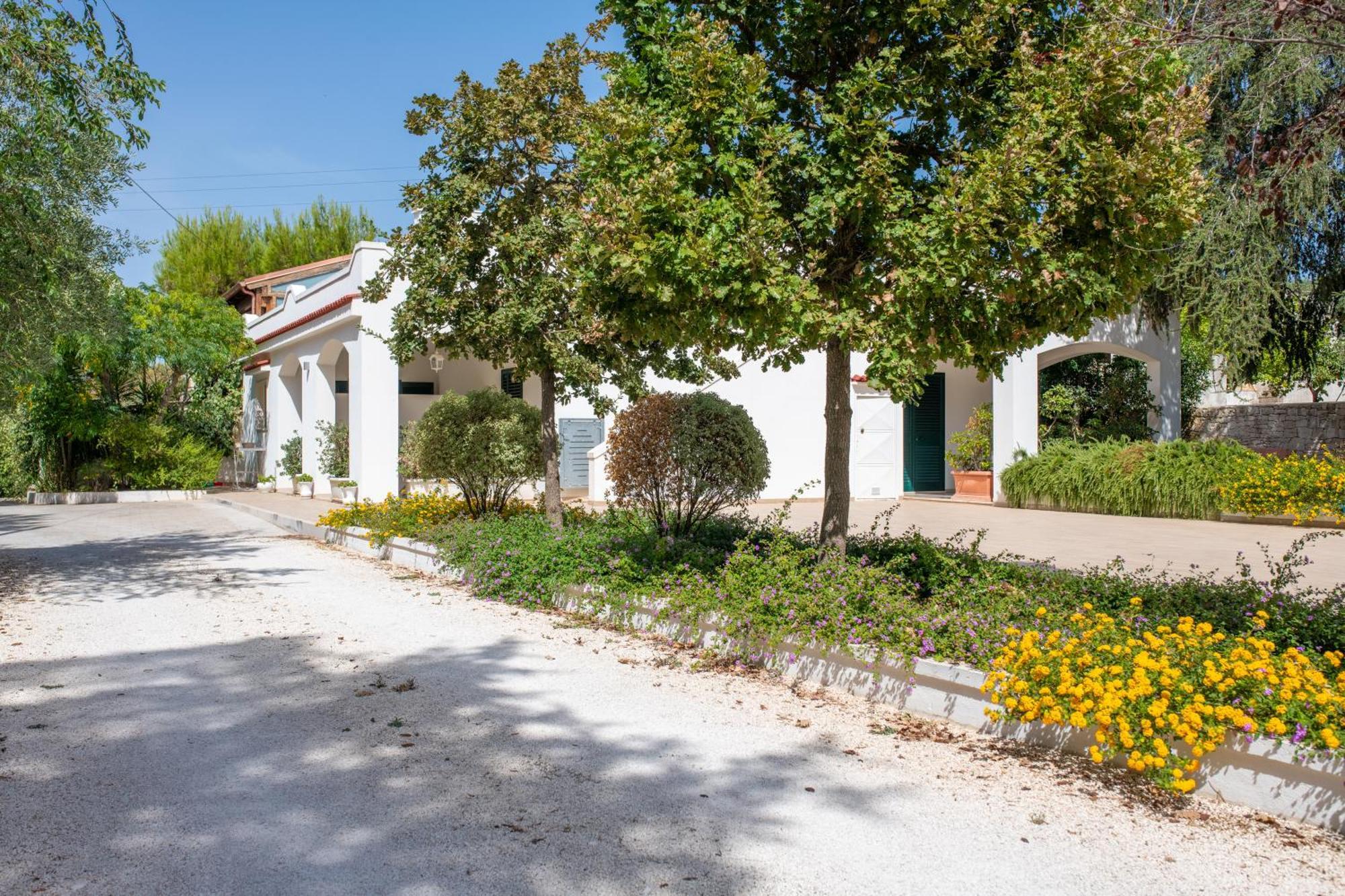 Luoghi Di Puglia Apartment Остуни Екстериор снимка